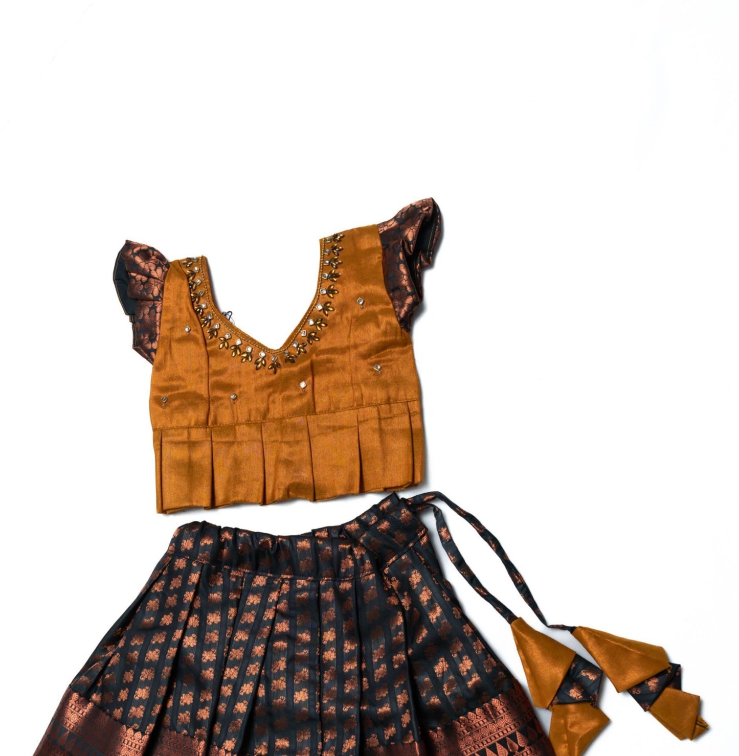 Regal Gold & Auburn Pattu Pavadai!