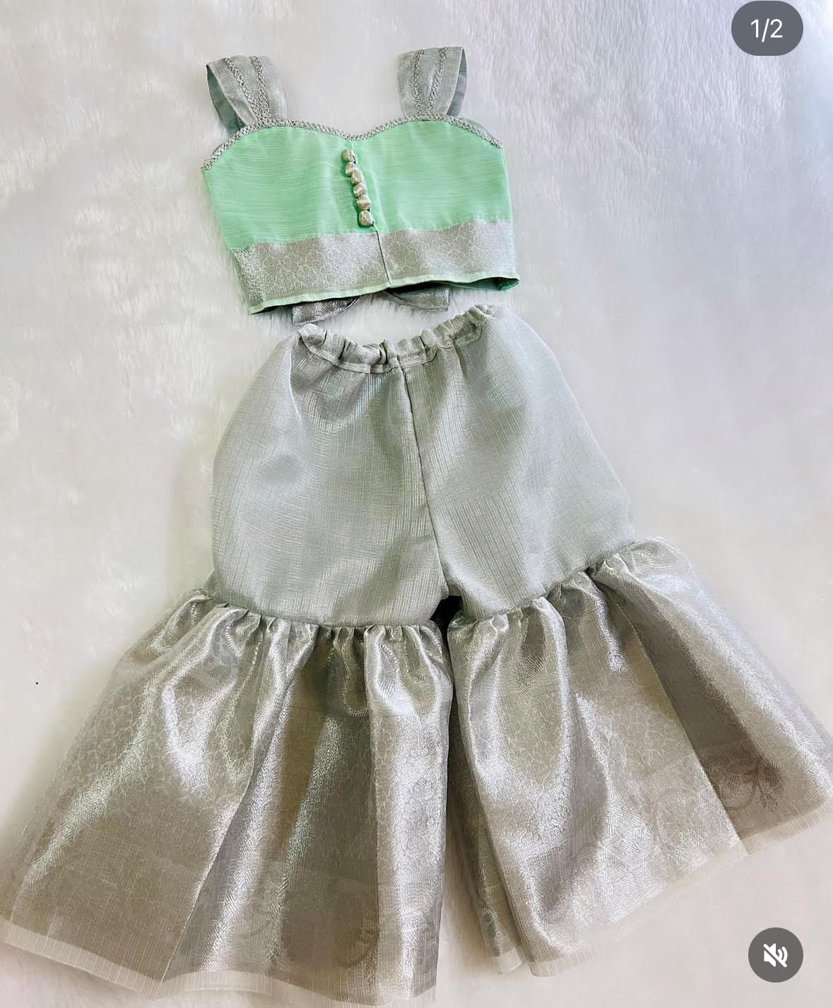 Cool cotton teal top paired with silver palazzo pants!!